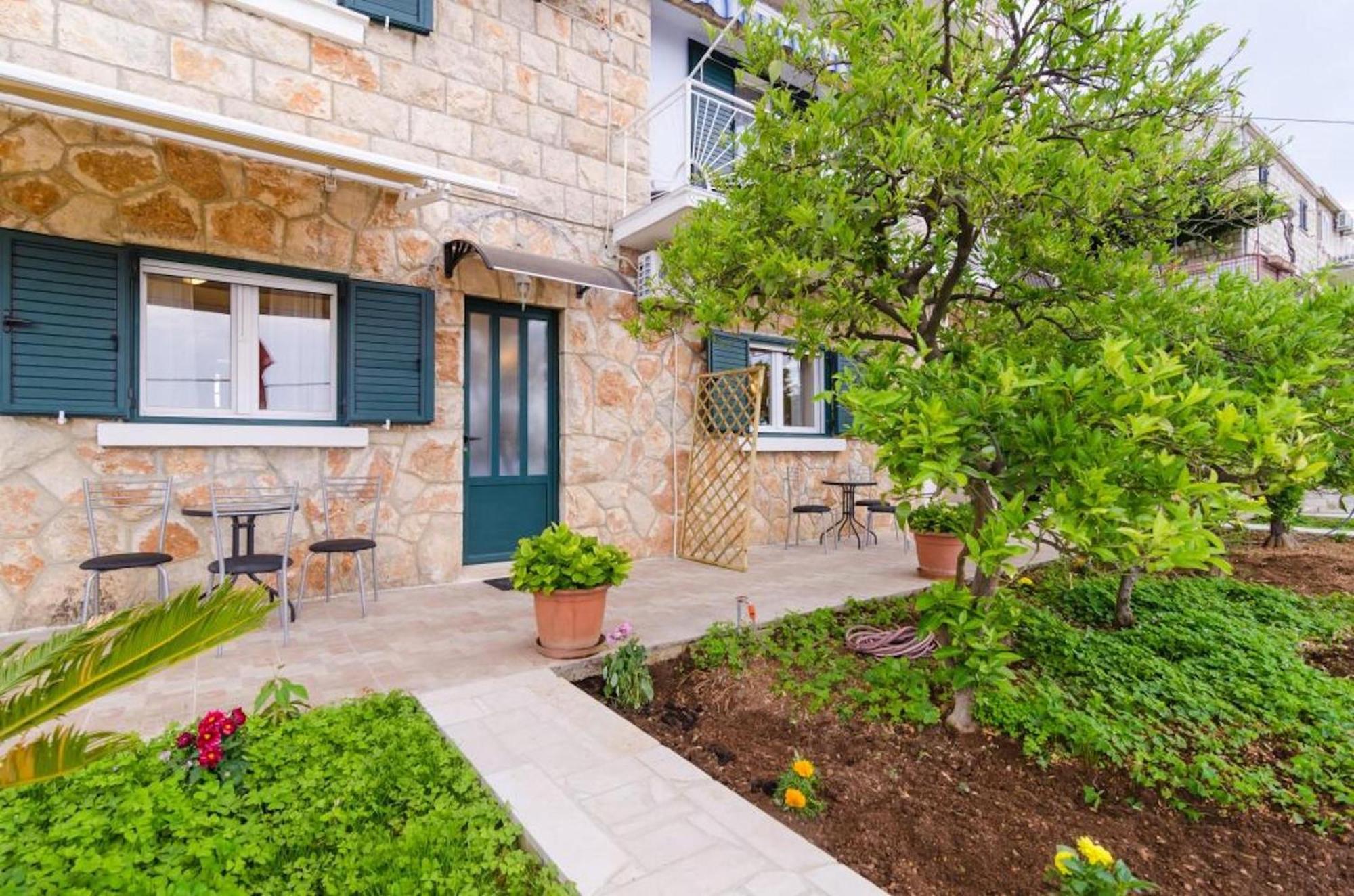 Apartments Lena & Lara Dubrovnik Exterior photo